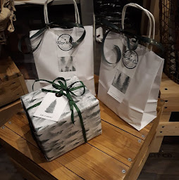 Photo n°6 de Roze et Cie - Epicerie fine - Cadeaux - Déco - Ateliers à Mauléon (Caviste)