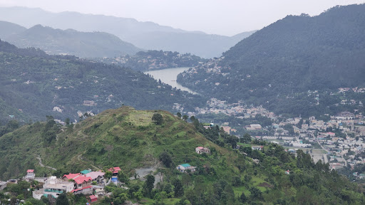 नैनीताल उत्तराखंड राज्य का एक प्रसिद्ध हिल स्टेशन है, जो कुमाऊँ हिल्स में स्थित है। इसे अंग्रेज़ो… post image
