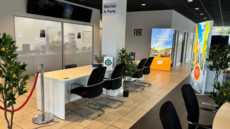 Evans Halshaw Abarth Mansfield photo 2