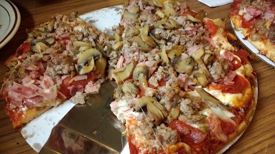Photos of Chuck Wagon Pizza