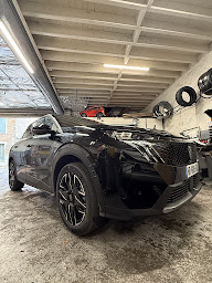 Photo n°8 de ADN AUTO 78 à Vaux-sur-Seine (Garage automobile)