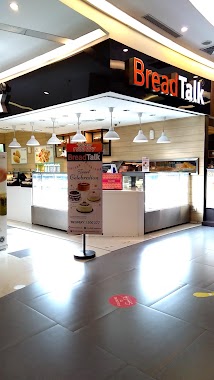 BreadTalk (Airport Hub), Author: Abdullah Hadiansyah