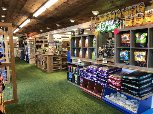 Mac and Copper’s Pet Supply Outlet Gallery - United States