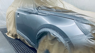 Photo n°5 de GARAGE carrosserie-deco-passion Mécanique - Carrosserie à Conflans-sur-Lanterne (Soudeur)