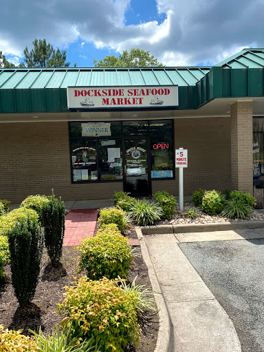 Uncle Russ Dockside Seafood Market