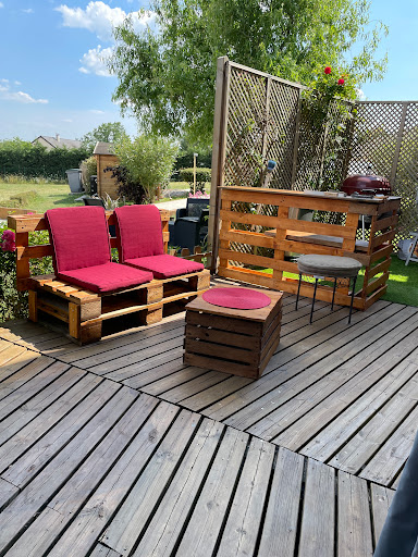Photo de Ô Refuge Di'vin chambre d'hôtes de charme prêt de Sancerre avec piscine sauna et spa logements insolites