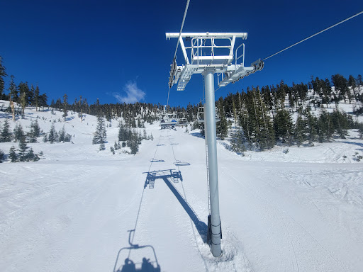 Gray Butte Lift Top Gallery - United States