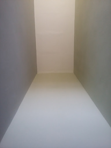 Simon Heslop painter&decorater and handyman service - Thumbnail