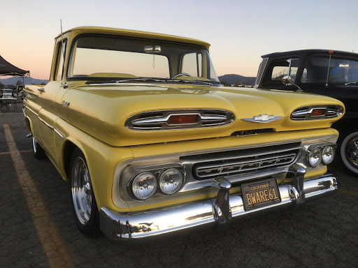 アメ車中古車のデイブレイク Used Car Dearer