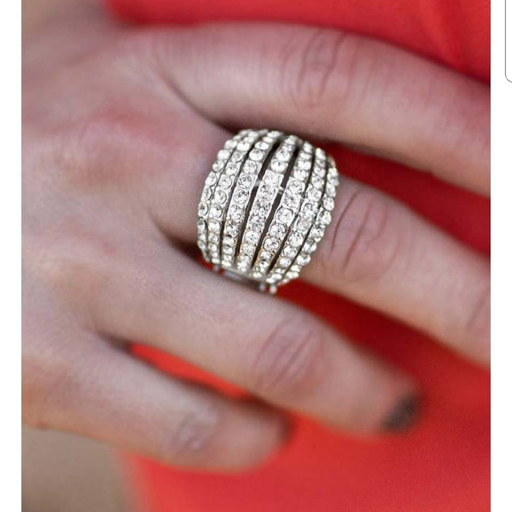 Vicki's Heavenly Bling (Paparazzi Jewelry & Accessories) - Thumbnail
