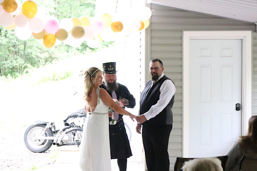 Simply Terrie's Bridal and Tuxedo Gallery - United States