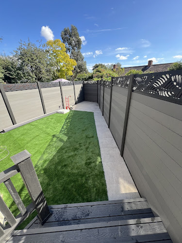 E Reynolds Fencing