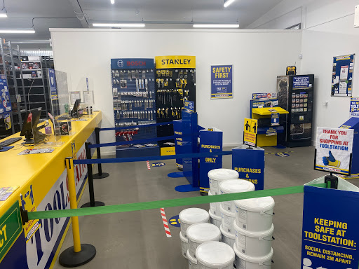 Toolstation Barry
