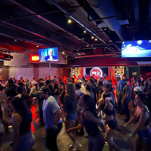 PUB 52 Gastro + Kitchen - South Miami by null