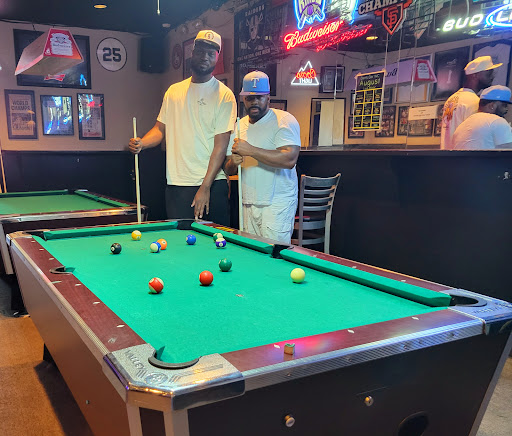 Dan's Irish Sports Bar - Thumbnail