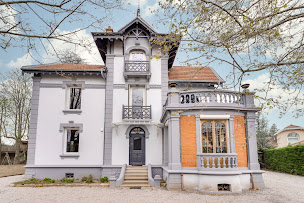 Photo n°21 de Eden Prestige à Veauche (Maquilleur.euse)