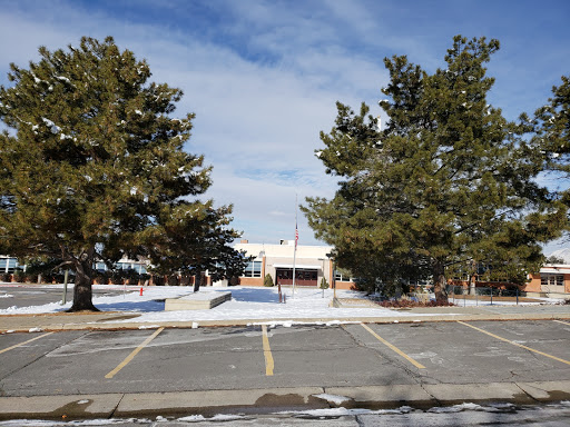 Peruvian Park Elementary School - Thumbnail