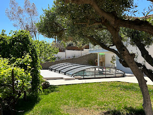 Photo n°11 de Abris de Piscine SOLARIS - Vallée du Rhône à Beaumont-lès-Valence (Magasin d'ameublement d'extérieur)