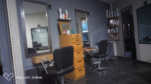 Photo n°11 de Nadya M à Le Perreux-sur-Marne (Salon de coiffure)