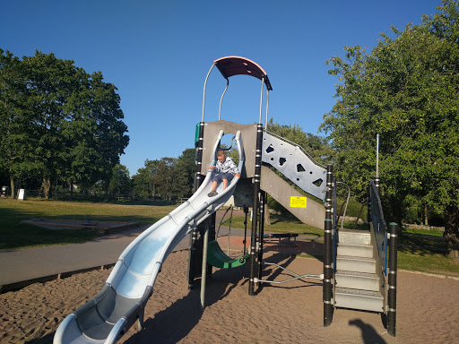 Skälby Lekplats