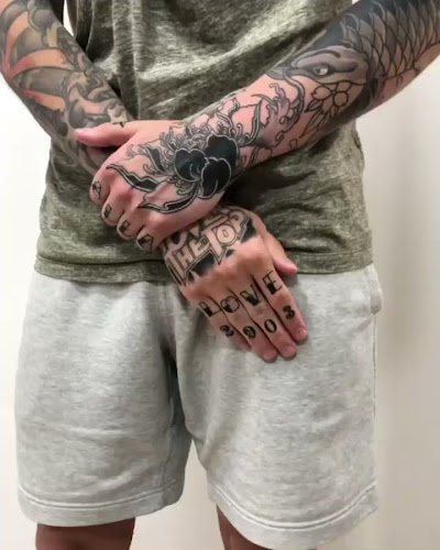 VeAn Tattoo and Piercing