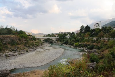 Plazhi Ura, Lumi i Permetit