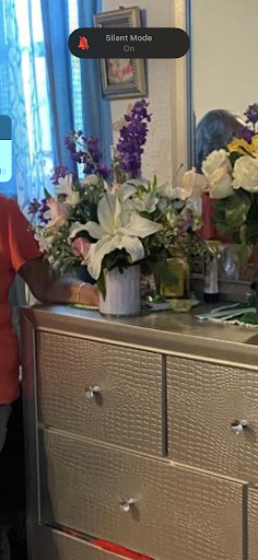 Angleton Flower & Gift Shop - Thumbnail