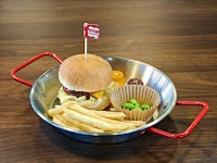 Burger & Cafe bites（バイツ）