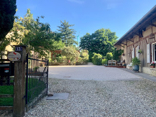 Photo n°2 de Aux Charmes d'ici à La Chapelle-Saint-Sauveur (Chambre d'hôtes)