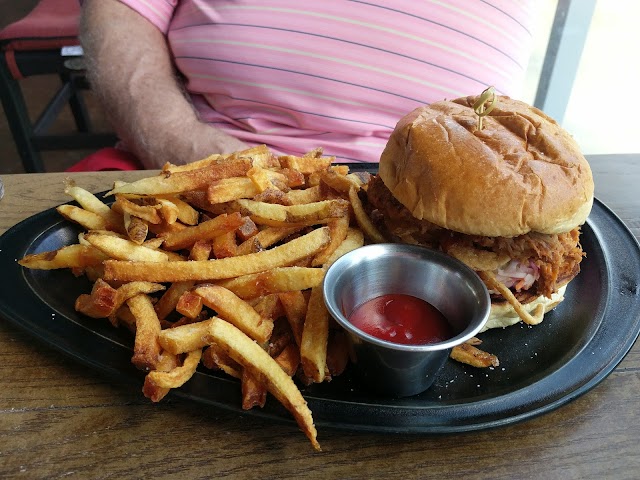 The Pump House - Casual Waterfront Dining