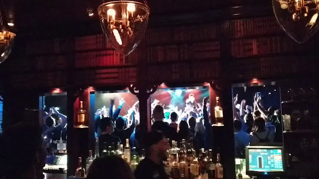 16 Tons Club by null