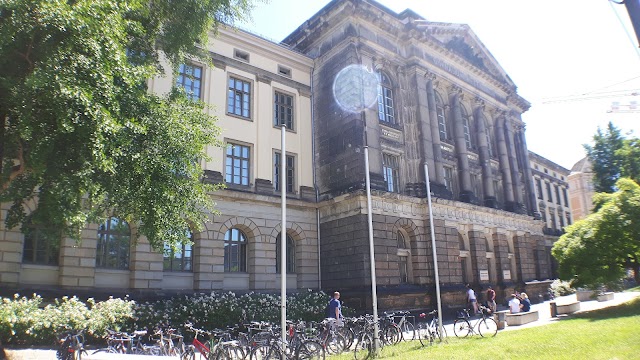 Hochschule für Musik Carl Maria von Weber
