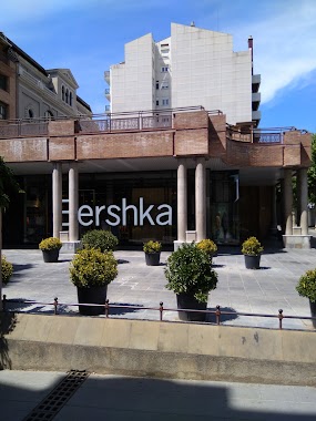 Bershka Manresa, Author: frederic m.