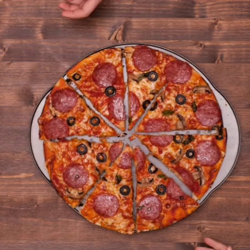 Reviews of Farmhouse Pizza in Woking - Pizza
