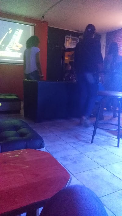 Photos of Gio's
