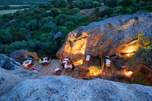 Photo n°37 de Table de la Grotte à Sartène (Bar)