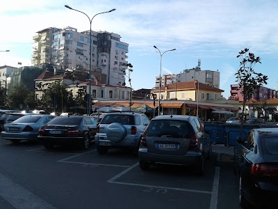 Tirana Parking - Pazari i Ri / Sheshi Avni Rustemi