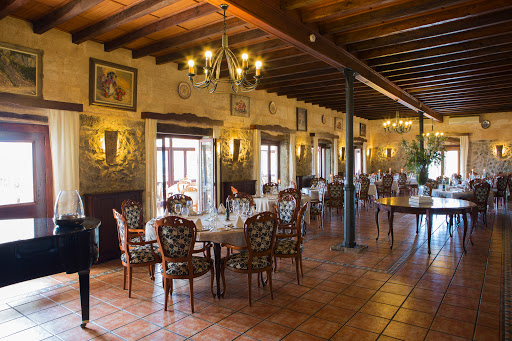 Es mirador de Monnaber restaurant - Thumbnail