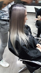 Photo n°2 de Léolie à Saint-Juéry (Salon de coiffure)