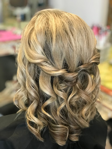 Cuckoo's Nest Salon - Thumbnail