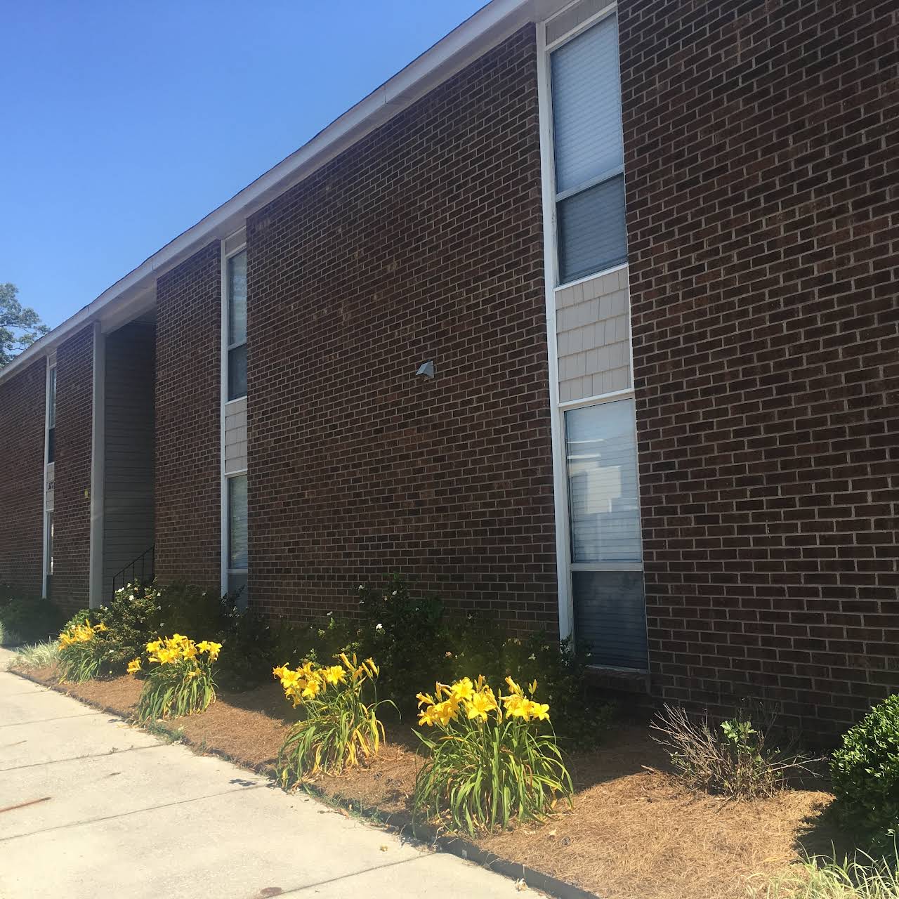 Century Oaks Apartments Apartment Complex in Fayetteville