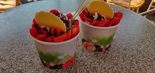 Eiscafe Little Penguin - Visual