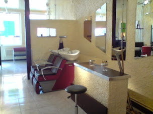 Photo n°12 de FACE'TIF Coiffure à Fumay (Salon de coiffure)