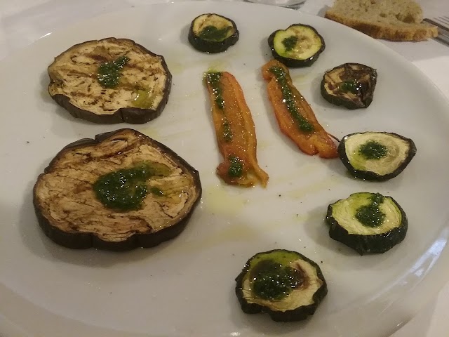 Osteria Sienti'n può