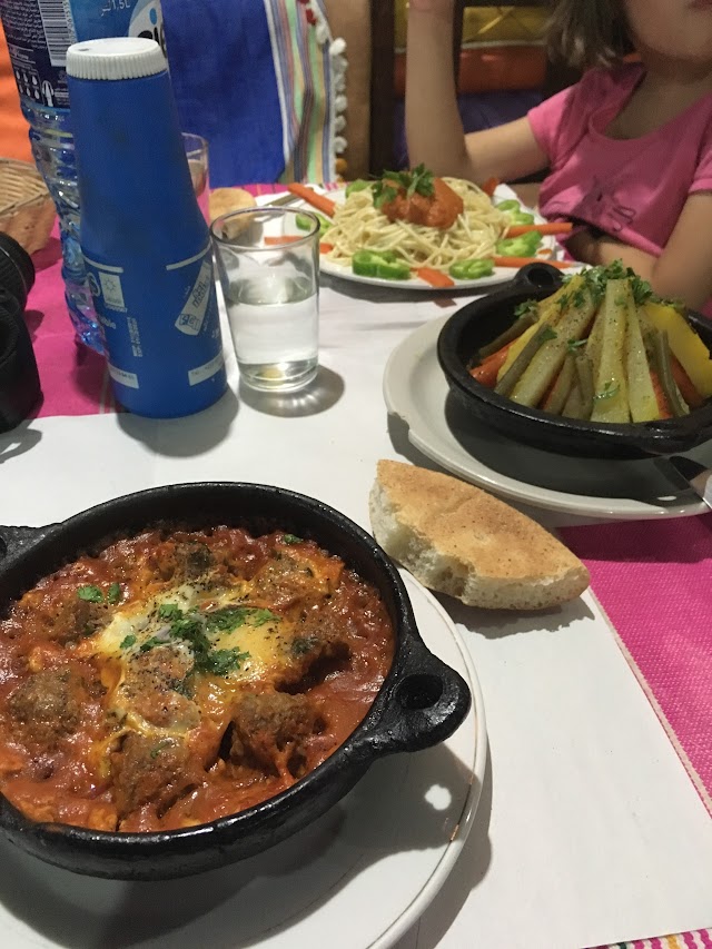 Café Restaurant La Estrella