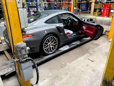 AK car and commercials