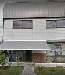 Photo n°1 de ELEGANCE COIFFURE à Palaiseau (Salon de coiffure)