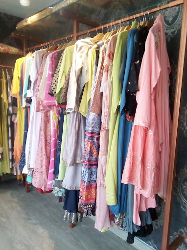 best designer boutiques in varanasi