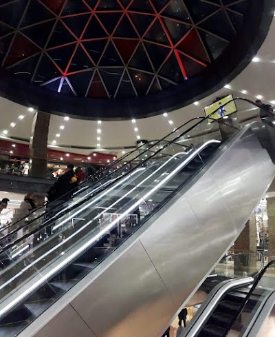 Photos of La coupole, shopping mall
