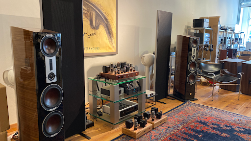 Audiohuis delft HiFi Audio Store Delft Gallery - Netherlands